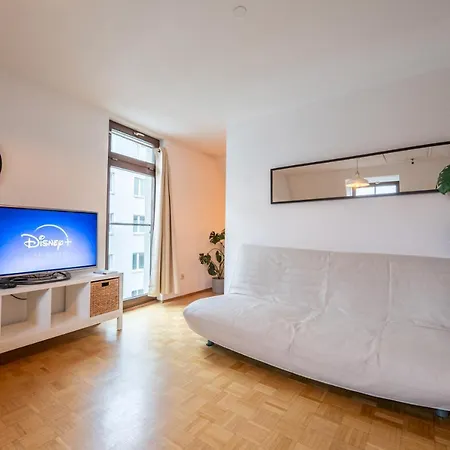 Daire Im Historischen Altbau Am Marktplatz - Disney+, 300mb/s Internet Chemnitz